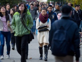 British Columbia Halts College Admissions for Universities, Hinder Foreign Student Enrollment